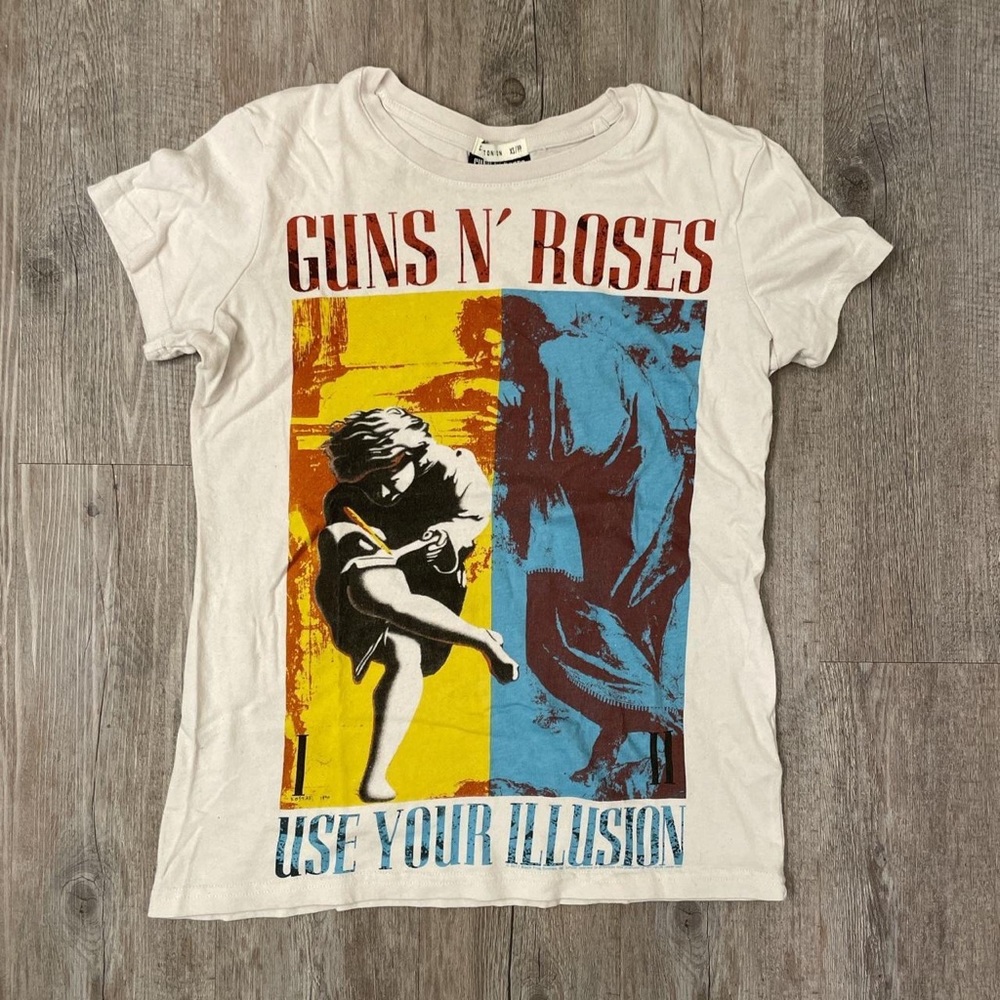 GUNS N ROSES Graphic Tee